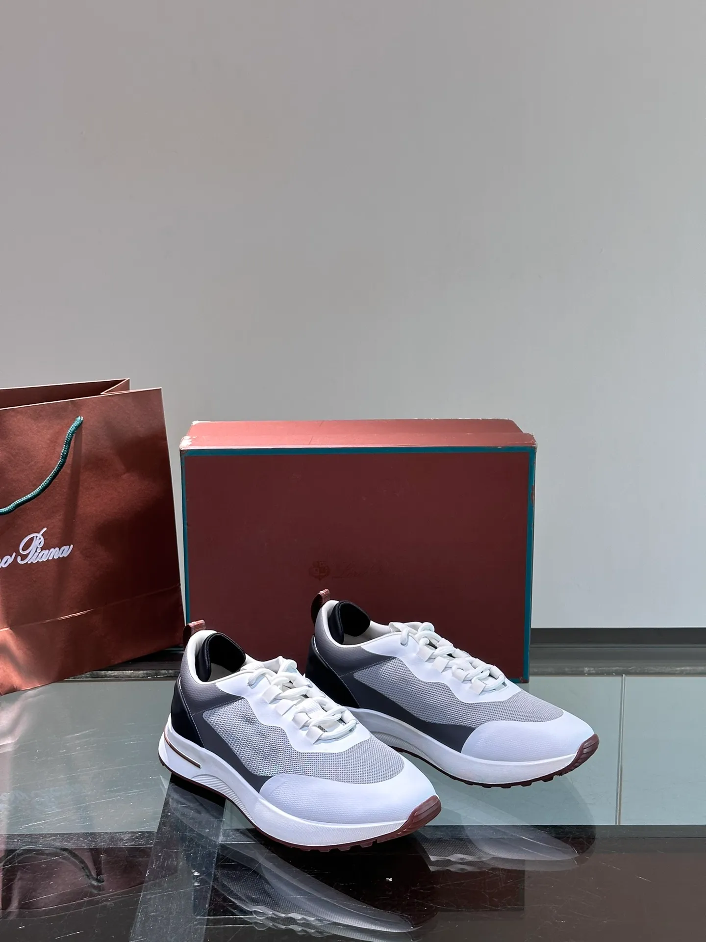 Men's Men's Shoes 💰p560 "Loro Men's Shoes 💰piana" niche Loro classic jogging shoes, men's lace-up casual shoes and sneakers, high-quality lightweight and comfortable fabrics, suitable for outdoor leisure, the color scheme is young and energetic, and it looks great with sportswear or casual suits! Size: 39-45 (46 customized)